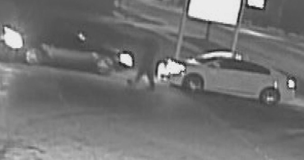 DPD look for suspect in double homicide on west side | FOX 2 Detroit