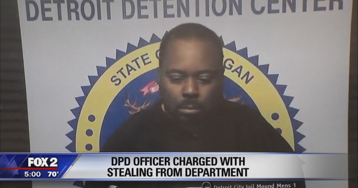 Detroit police officer charged with felony theft | FOX 2 Detroit