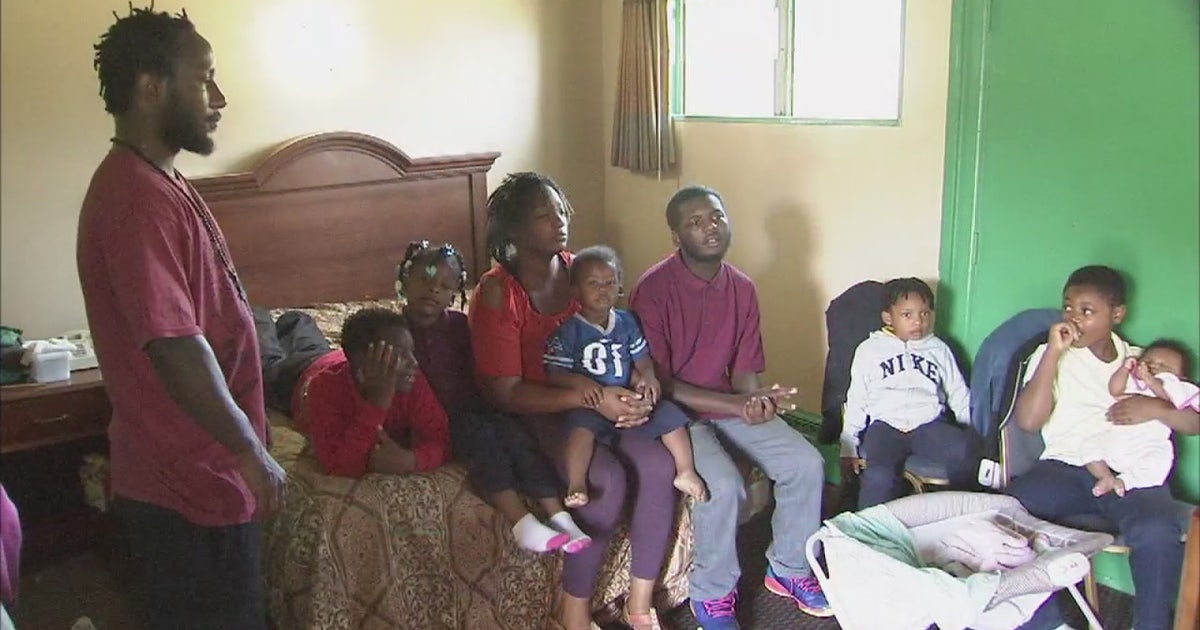 Family of 10 loses everything in Detroit house fire | FOX 2 Detroit