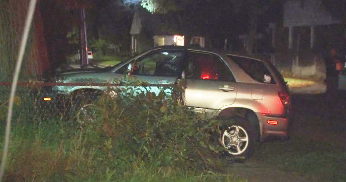 Police chase ends in crash on Detroit's east side | FOX 2 Detroit