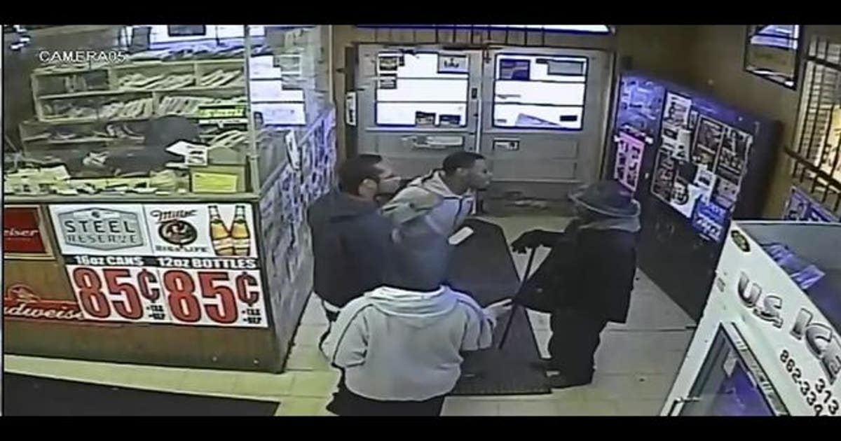 Suspects punch out 64-year-old in attempted robbery at Detroit liquor ...