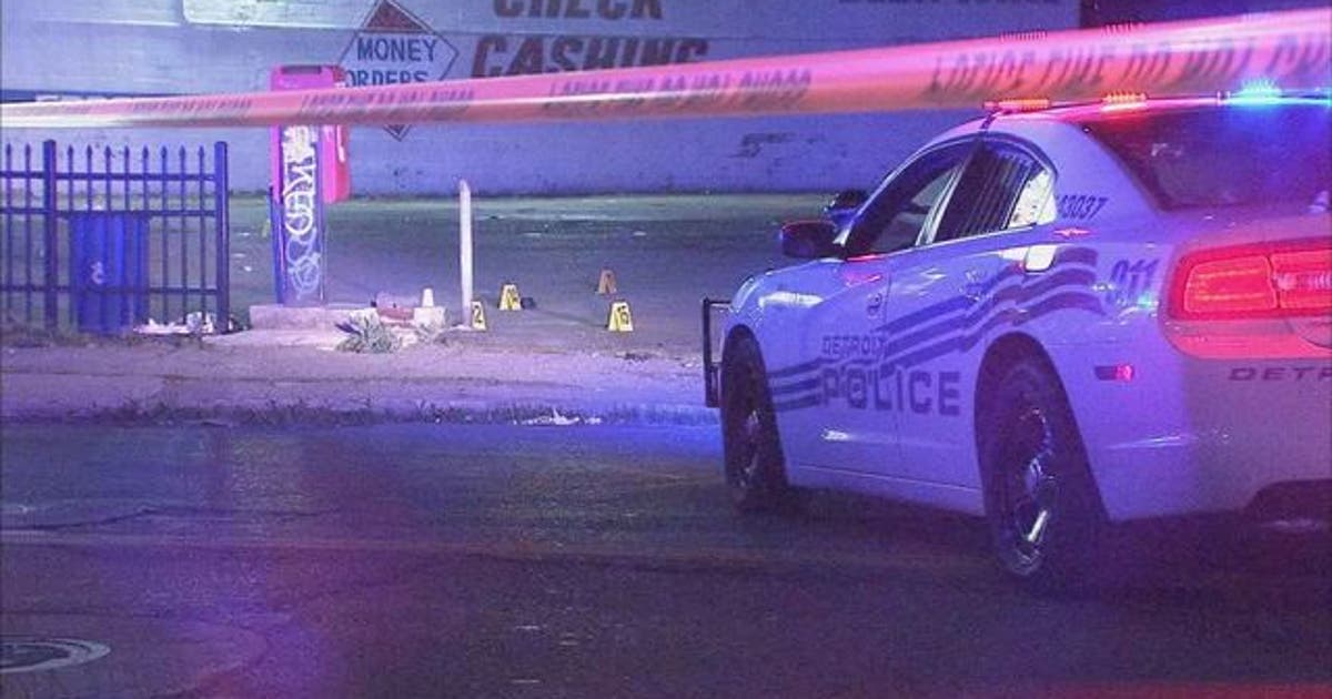 19-year-old charged after Detroit officer injured in botched robbery ...