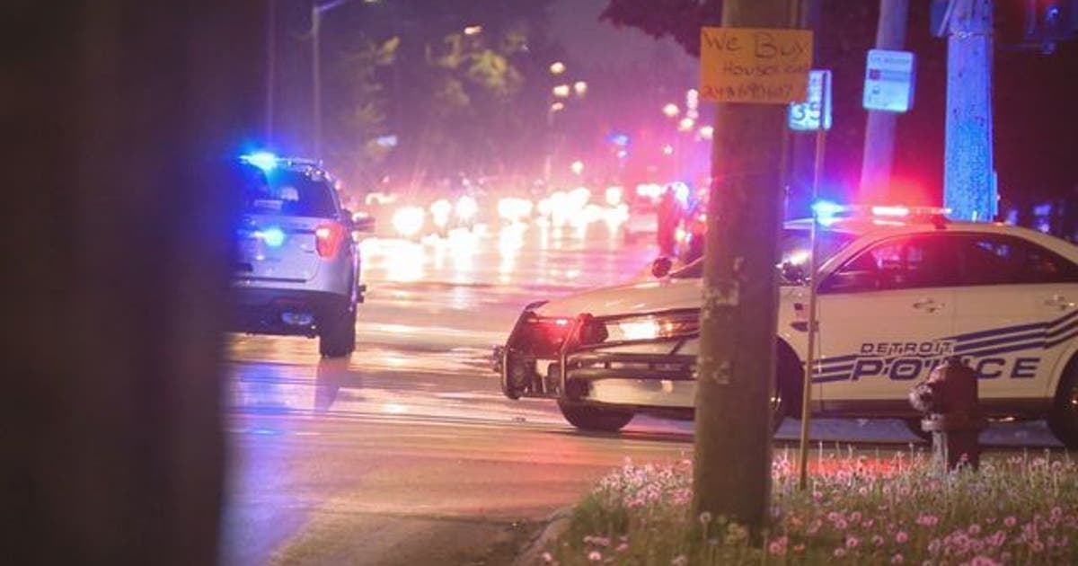 Man charged with shooting 2 Detroit police officers, injuring another ...