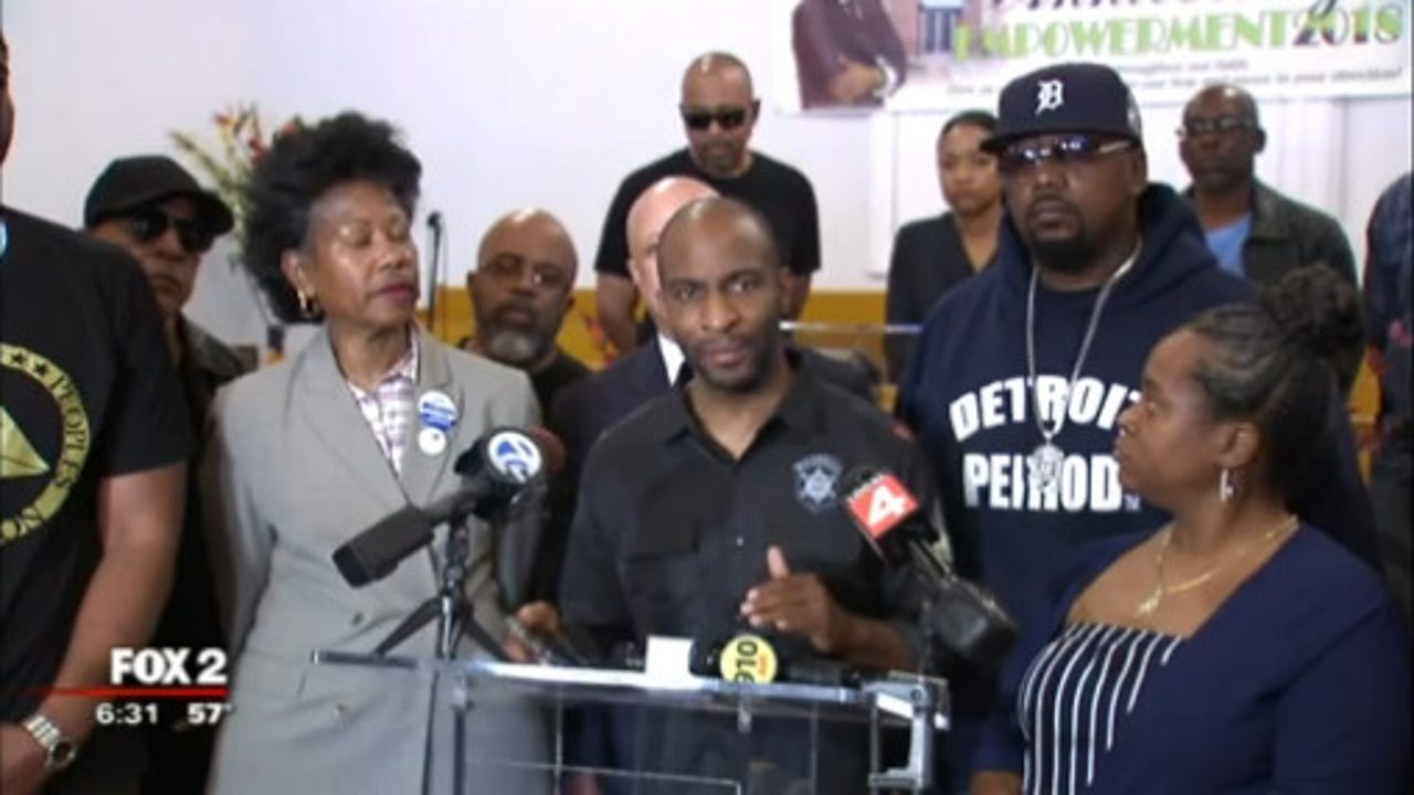 Detroit coney island shuttered after employee shooting; activists rally