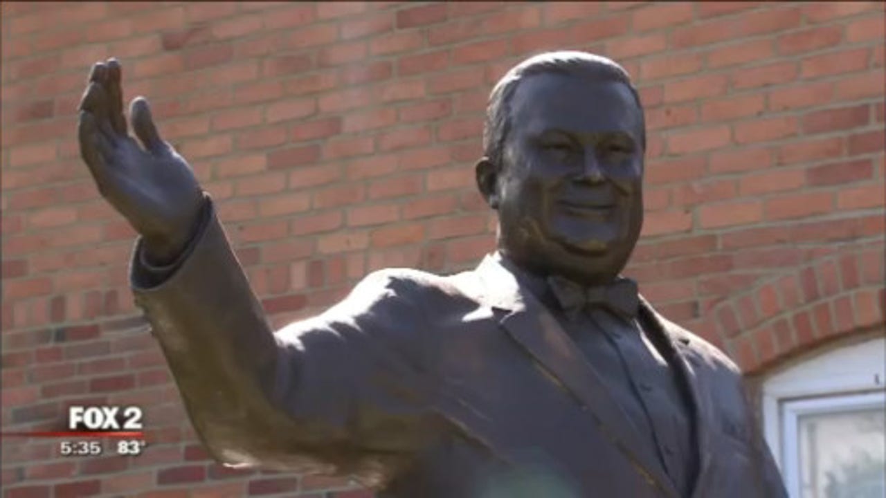 Dearborn statue of controversial former Mayor Hubbard gets moved
