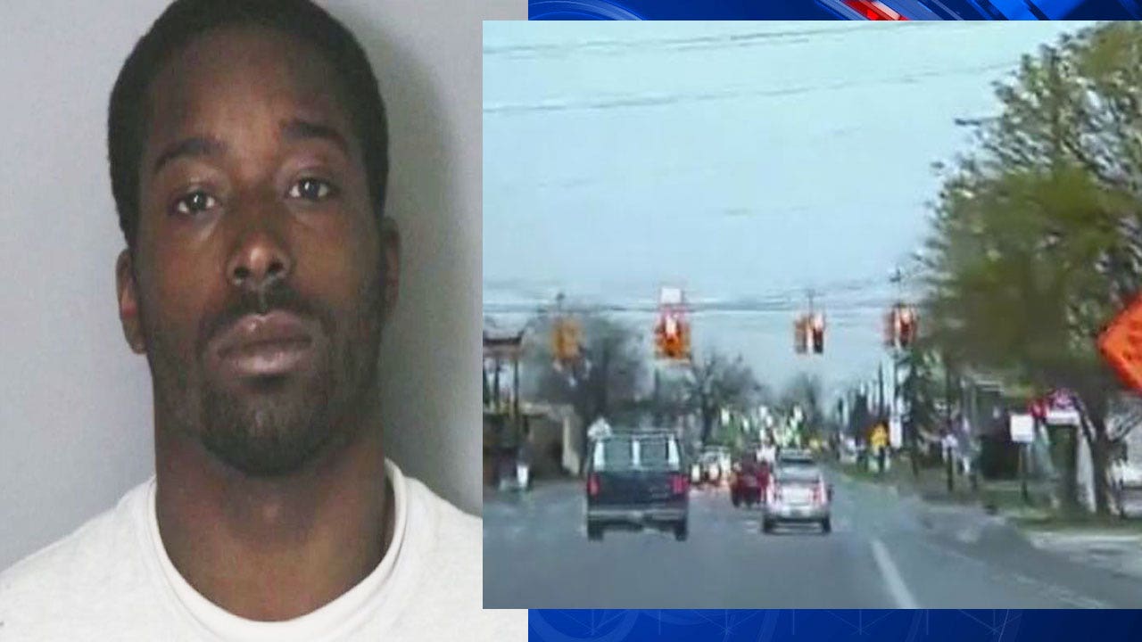 Suspect leads Ferndale police on highspeed chase before crashing, running