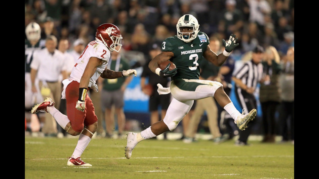 LJ Scott can be Le'Veon Bell and carry Michigan State football, if