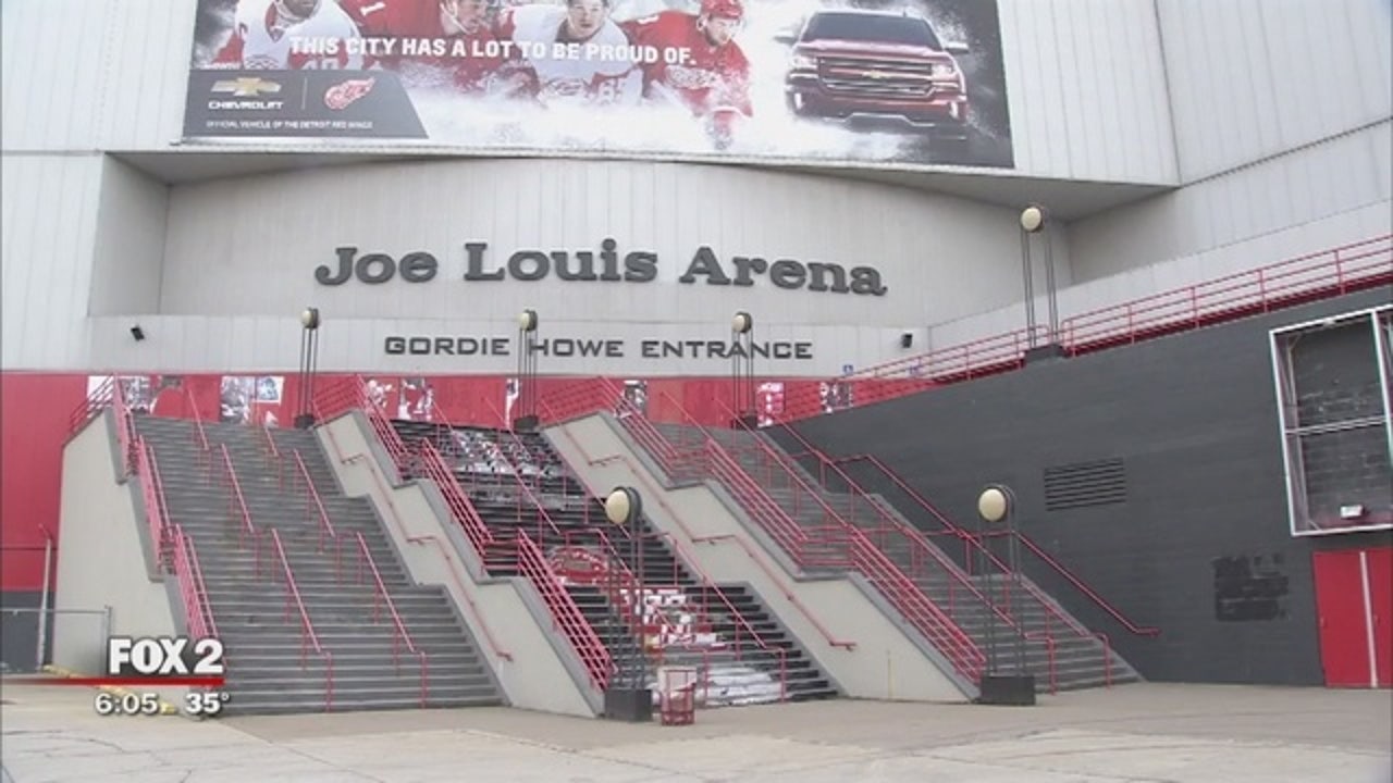 PHOTOS: A look inside Joe Louis Arena as crews demolish former Detroit Red  Wings' home