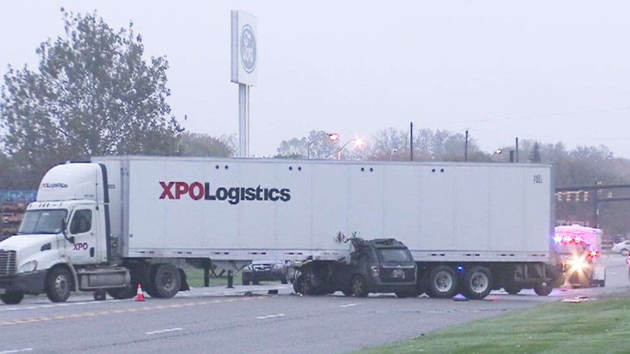 Fatal accident shuts down 18 Mile in Sterling Heights FOX 2 Detroit