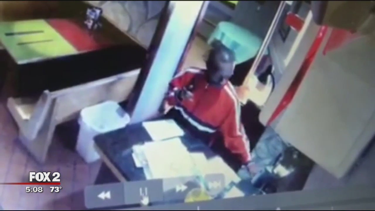 Thief caught on camera stealing from Ferndale restaurant | FOX 2 Detroit