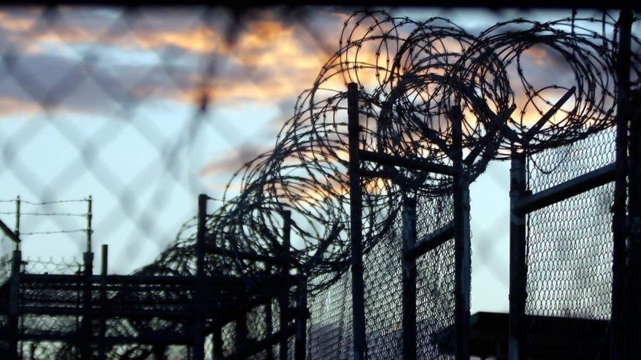 Corrections officer accused of smuggling drugs to Michigan prisoners - Vimarsana News