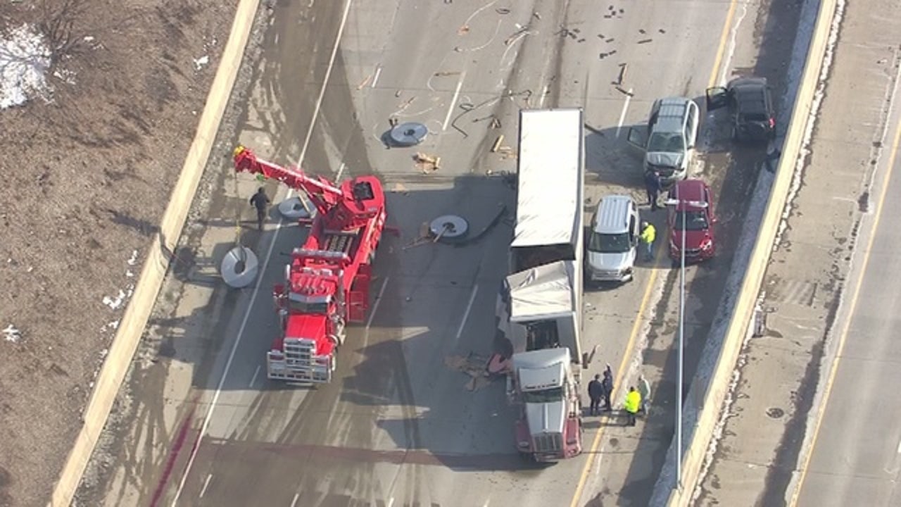 4 cars, semi, involved in crash on WB 696, highway closed