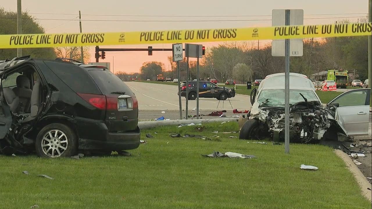1 dead after high speed crash at Metro Parkway and Groesbeck Hwy FOX