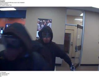 CHASE BANK ROBBERY PIC 2_1458775429310.jpg