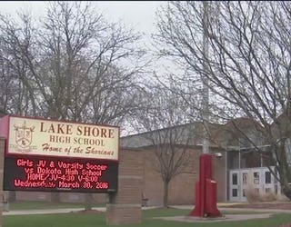 lake-shore-2_1465875992567.jpg