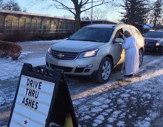 wjbk-drive thru ashes_1551888498995.JPG.jpg