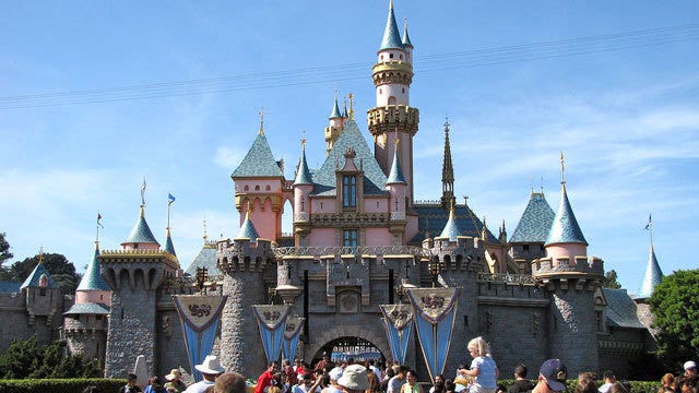9 measles cases linked to Disney theme parks in California