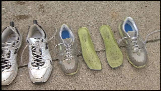 Summertime foot odor - what to do when smelling trouble