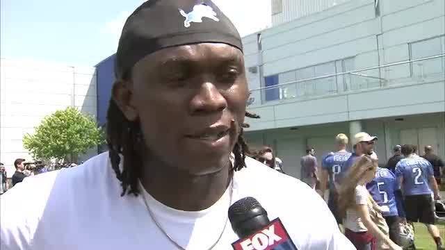 AP Source: Seahawks bolster pass rush adding Ezekiel Ansah