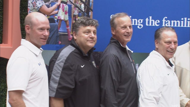 WATCH: Kampe and Coaches Beat Cancer visit Beaumont Hospital
