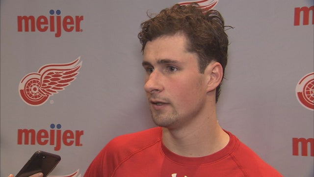 LISTEN: Red Wings re-sign Larkin to 5-year deal