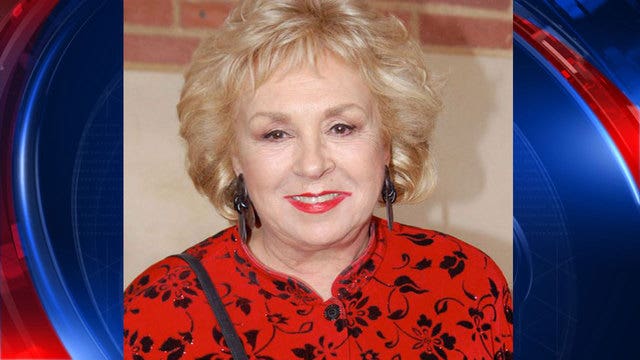 'Everybody Loves Raymond' star Doris Roberts dies at 90
