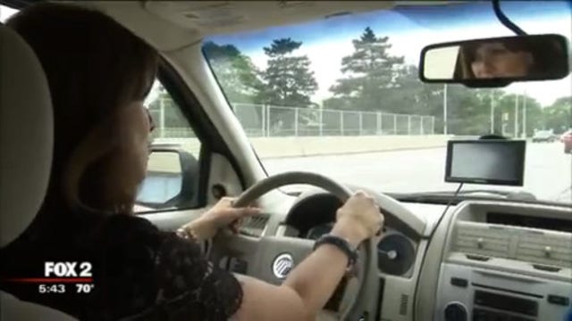 3 ways to clear your mind in the car, bedroom and outside