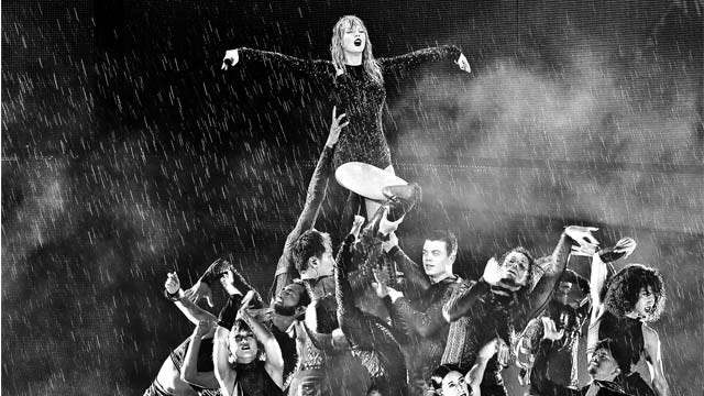 Taylor Swift makes last-minute plea to fans on Election Day: 'It's not enough to just want to vote'