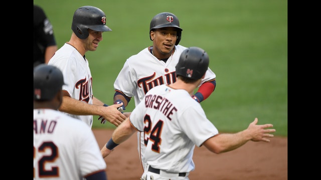 Forsythe gets 5 hits, Twins outslug Tigers in 15-8 win