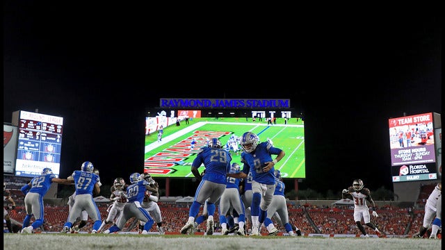 Lions rally from 21-point deficit to beat Buccaneers 33-30