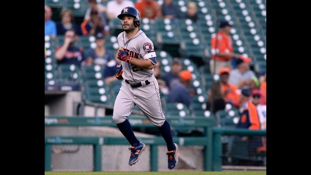 Astros power past Tigers 5-4