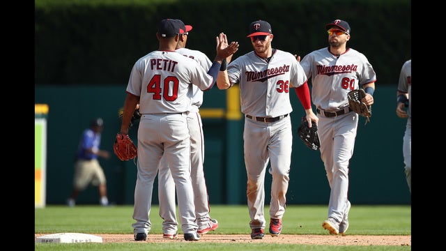 Twins sweep 3-game series from Tigers with 8-2 win