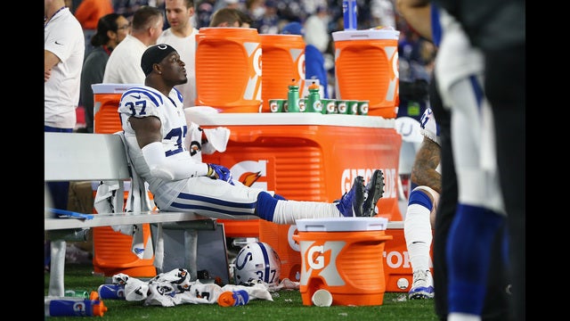 Lions acquire Pipkins via waivers, release Marquis Flowers