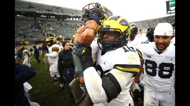 Michigan LB Devin Bush entering draft, skipping senior year