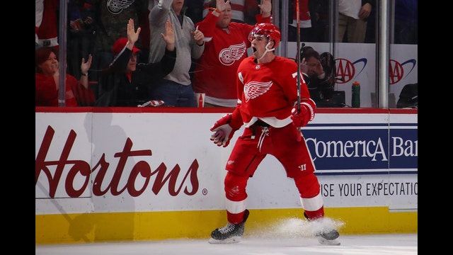 Larkin's overtime goal sends Red Wings past Predators 4-3