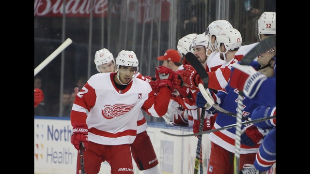 Athanasiou scores twice, Red Wings top Rangers 3-2