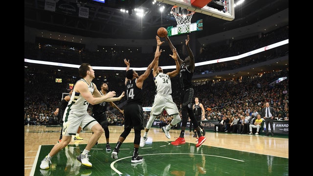 Antetokounpo leads Bucks past Pistons for 2-0 series lead