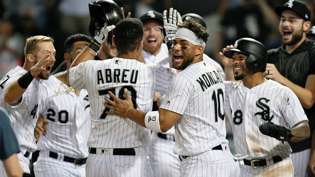 White Sox sweep Tigers in doubleheader