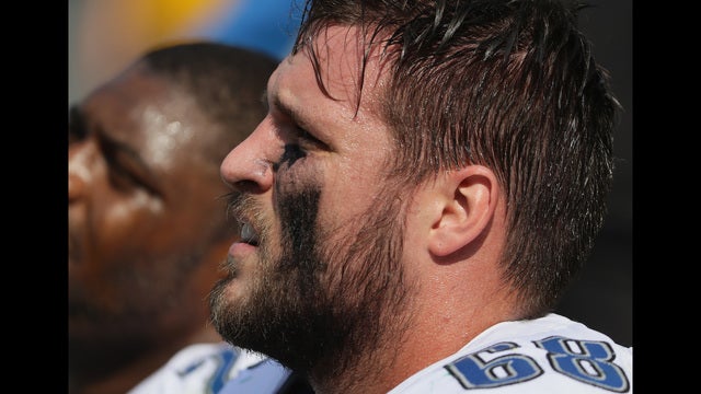 Lions' Decker practices for 1st time since shoulder injury