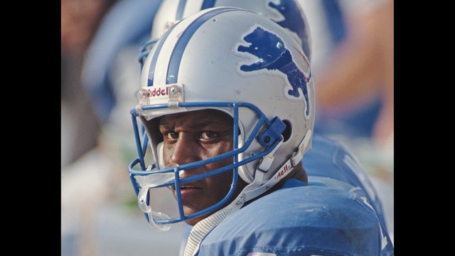 Hall of Fame RB Barry Sanders enjoying new role with Lions