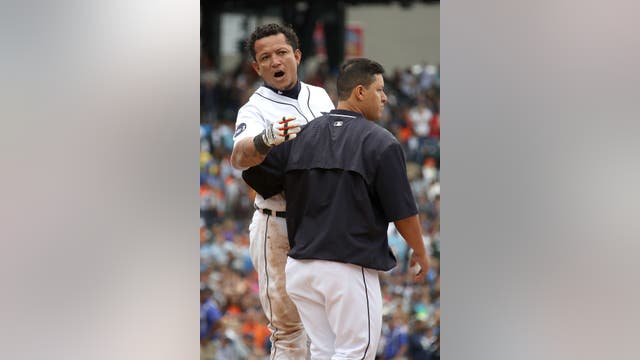 Tigers and Yankees brawl, Cabrera ejected