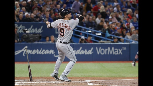 Tigers avoid arbitration with Castellanos, Wilson, Greene