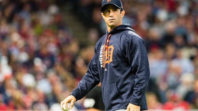 WATCH: Tigers announce manager Brad Ausmus not coming back