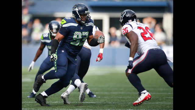 Lions awarded Dwight Freeney off waivers