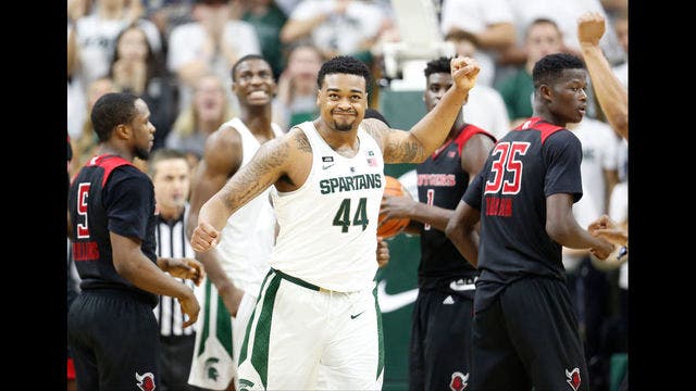 Nick Ward to return to Michigan State for junior season