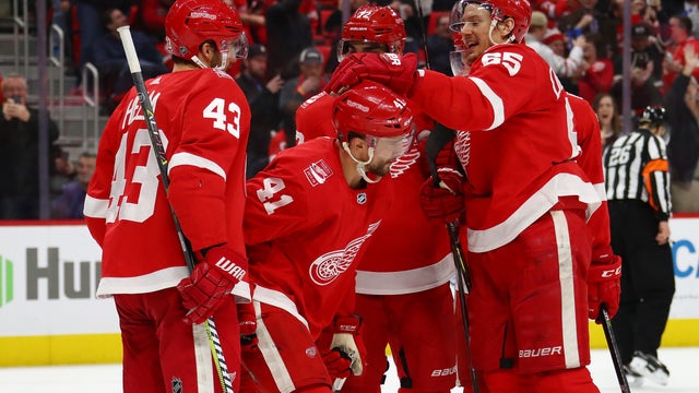 WATCH: Blashill, Hicketts, Kronwall & Zetterberg after 5-2 win over Penguins