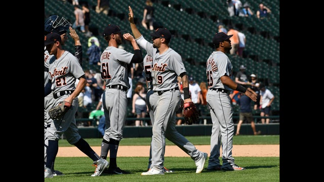 Castellanos powers Tigers past White Sox 7-5