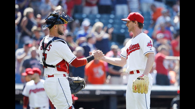 Indians pound Tigers 12-2