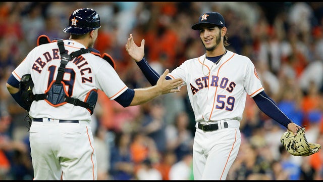 Astros crush Tigers 9-1
