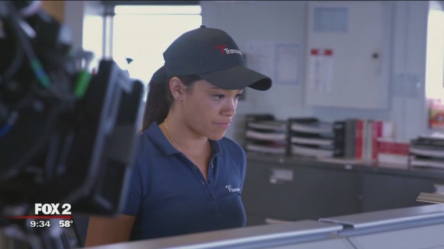 Gina Rodriquez talks Deepwater Horizon role with FOX 2